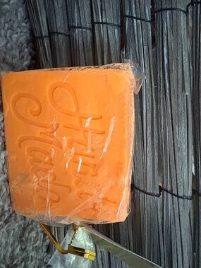 Mango island Bar Goat milk based